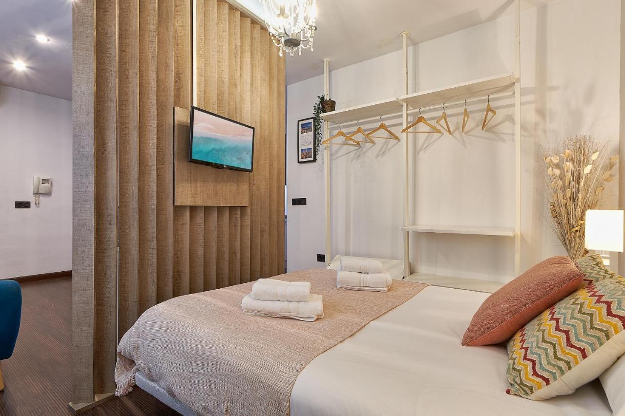 Apartamento Ensueno - Centro De Ciudad Daire Málaga Dış mekan fotoğraf